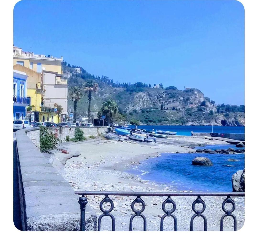 Lucia & Giovanni Giardini Naxos Dış mekan fotoğraf